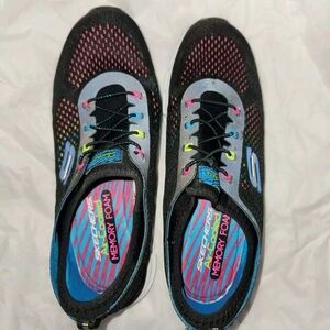 Skechers Flex Fusion Air Cooled Memory Foam Sneaker Women’s Size 9.5 Blk Multi